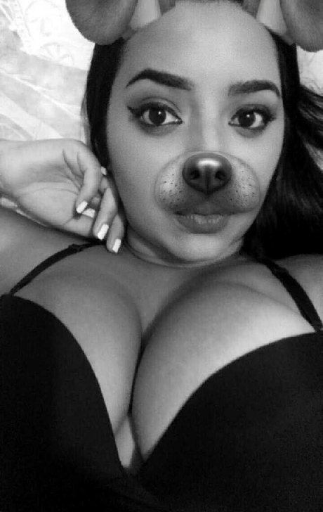 Adriana Jinett top akt archiv