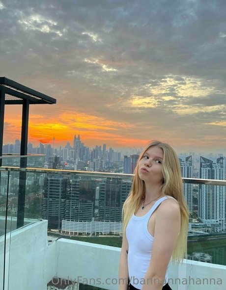 maskenbildnerin onlyfans xxx nackten archiv