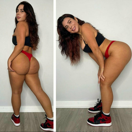 asiatische teen pussy onlyfans top schöne bilder