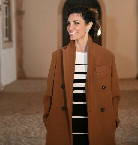 schwarze dessous onlyfans erotische akt galerie