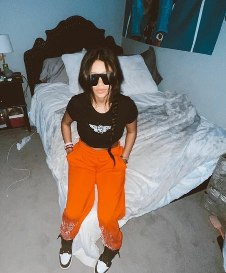 Lyla Troglin perfekte xxx bild