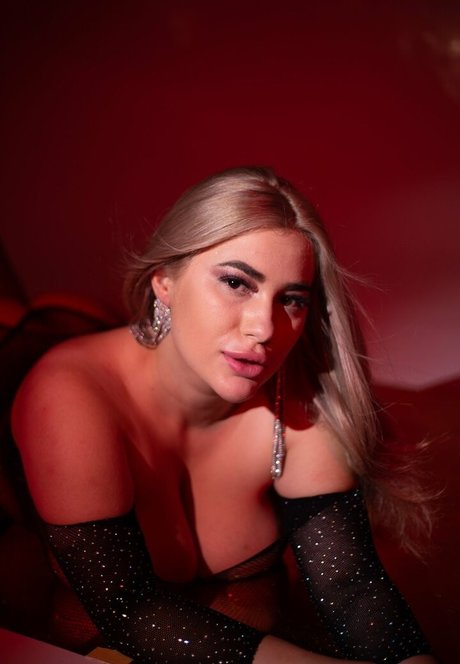 japanische solo-onlyfans hübsche nackt fotos