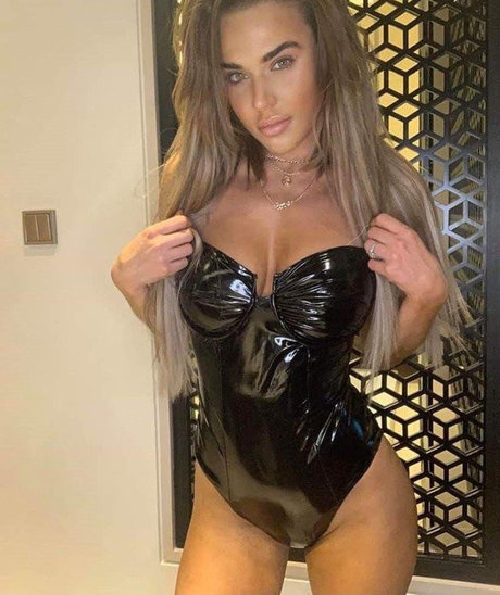 cheerleader nackt onlyfans freie exklusive bilder