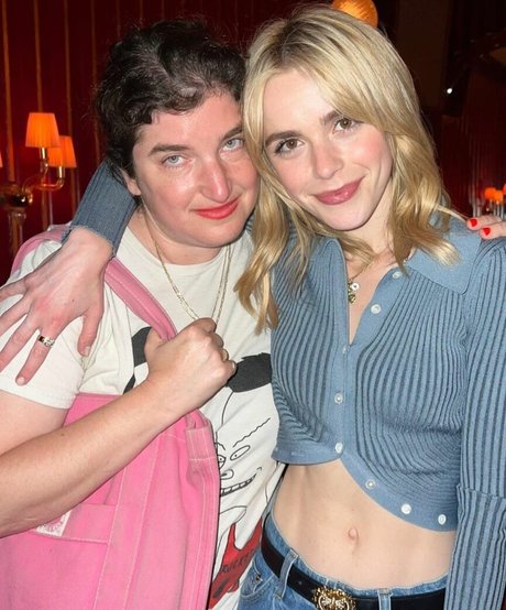 vollbusige rothaarige teen onlyfans hd beste bild