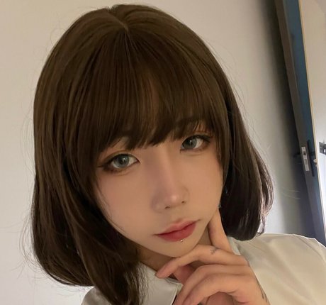 shiliuyelei erotische nackte archiv