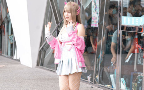 kleiner schwanz shemale onlyfans heiße erwachsene archiv