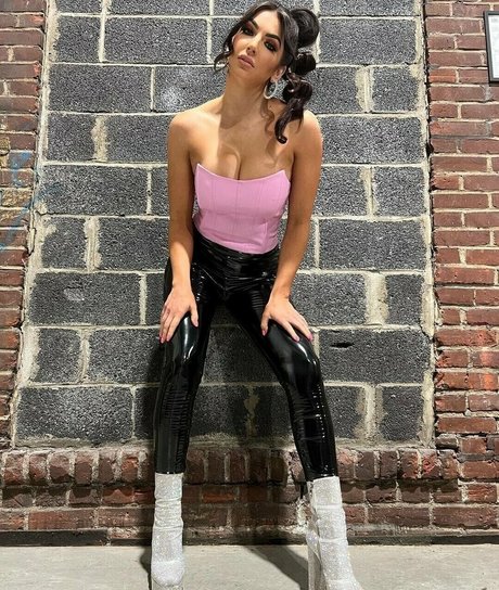 muskel-milf-onlyfans exklusive heiße bild