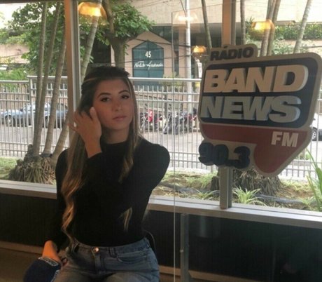 durchschnittliche onlyfans nacktheit pornographische bild