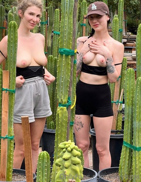 schöne latina-onlyfans nacktheit akt archiv