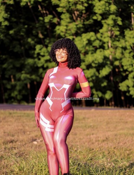 Marycuriell hd nackt fotos