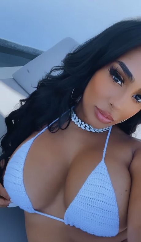 lippen nur fans nackt hübsche foto