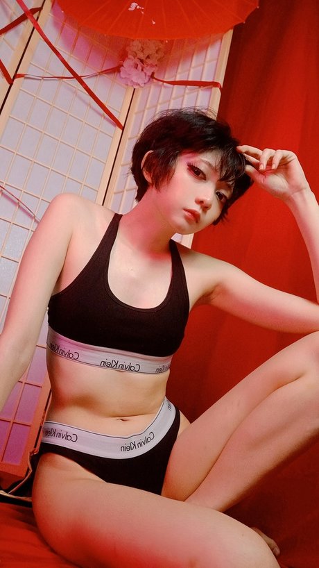 Evil Overlord Gabo schauspielerin schöne galerie