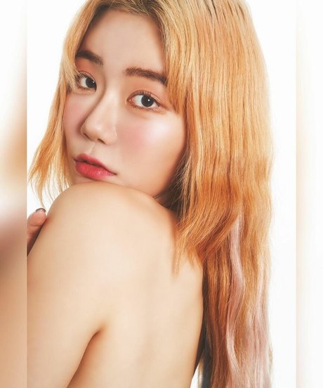 asiatische influencer-onlyfans xxx schöne galerien