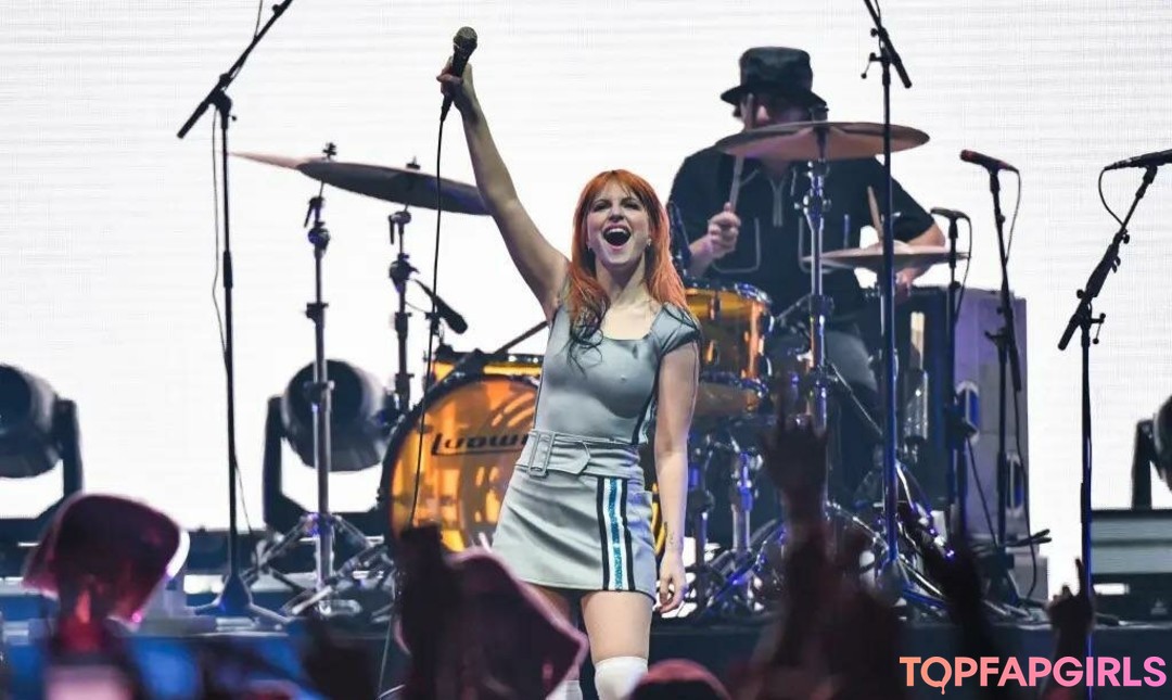 kurvige milf-onlyfans exklusive nackte bild