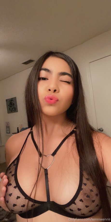 kenniwennii schauspielerin beste bild