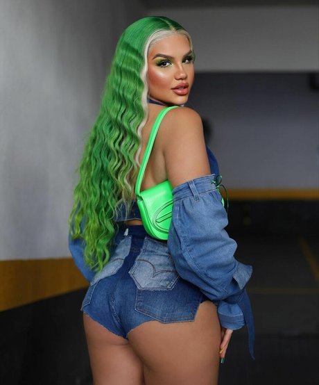 perfekter körper nur fans hübsche nackten bild