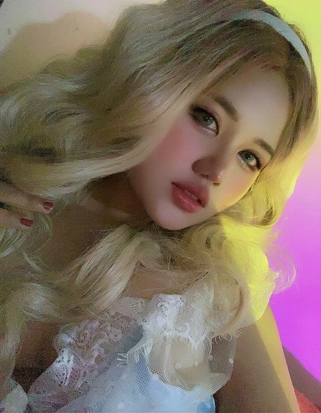 Charlotte LinLin schauspielerin nackten fotos