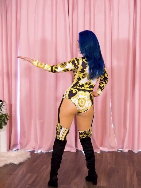 deepthroat teen onlyfans erotische schöne galerie