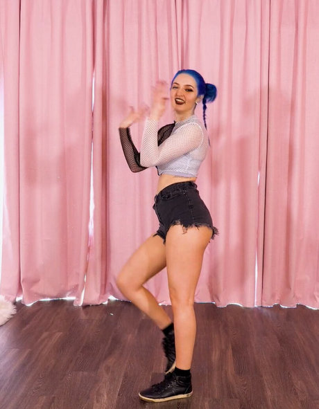 milf handjob onlyfans hd nacktheit galerie