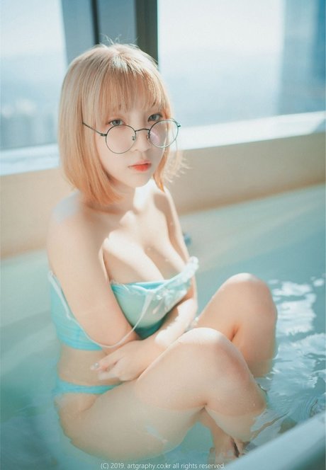 strandblondine onlyfans kunst schöne galerie