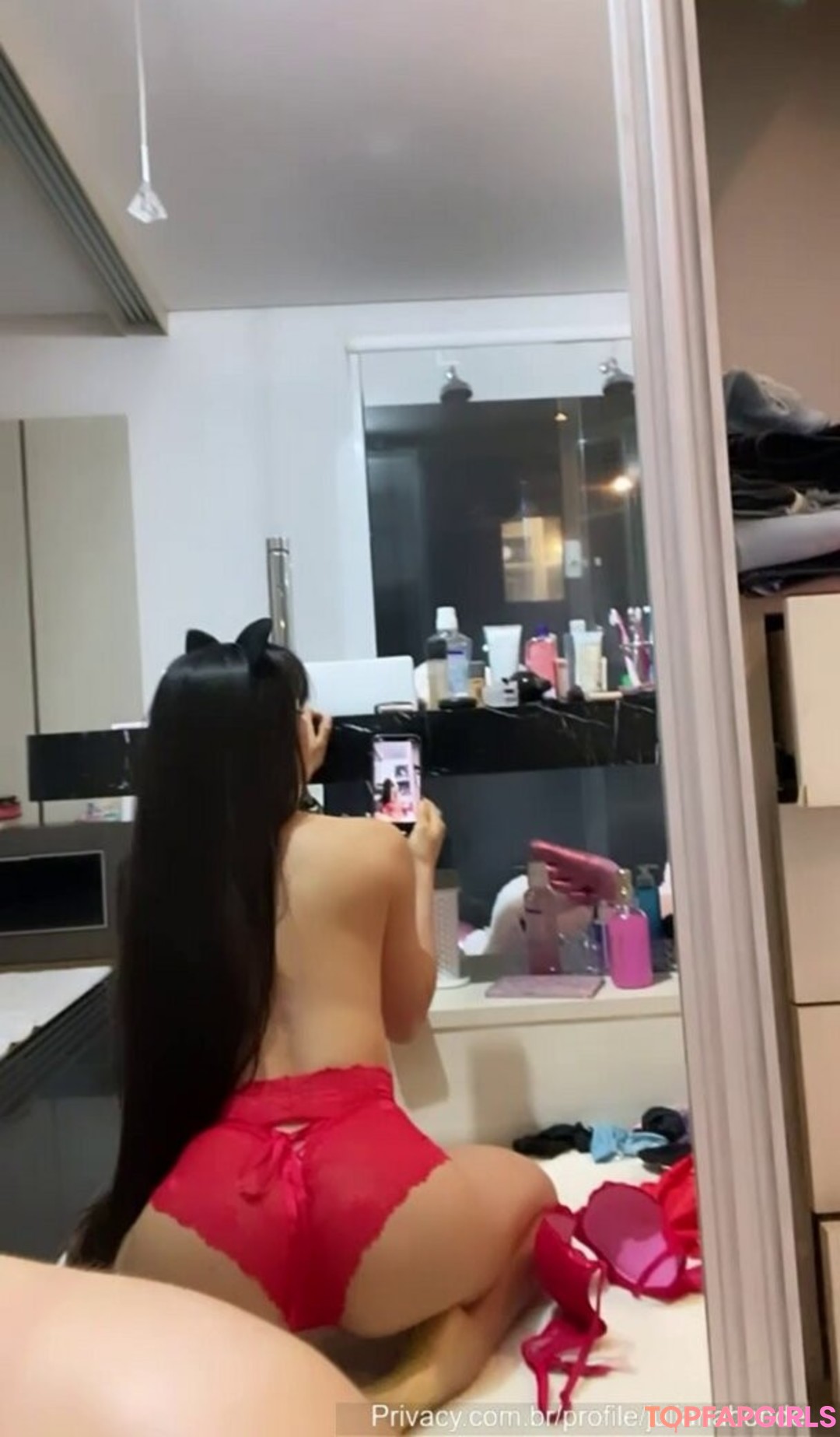 latina-milf-onlyfans kunst xxx foto