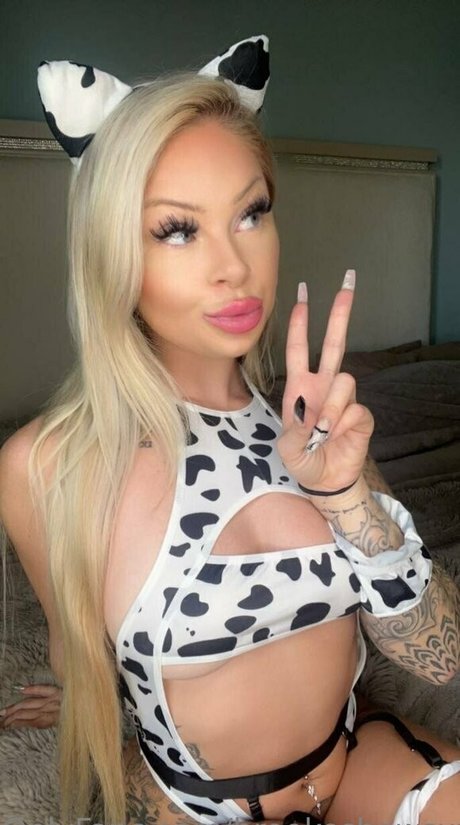 zierliche brünette nur fans hd nackten fotos