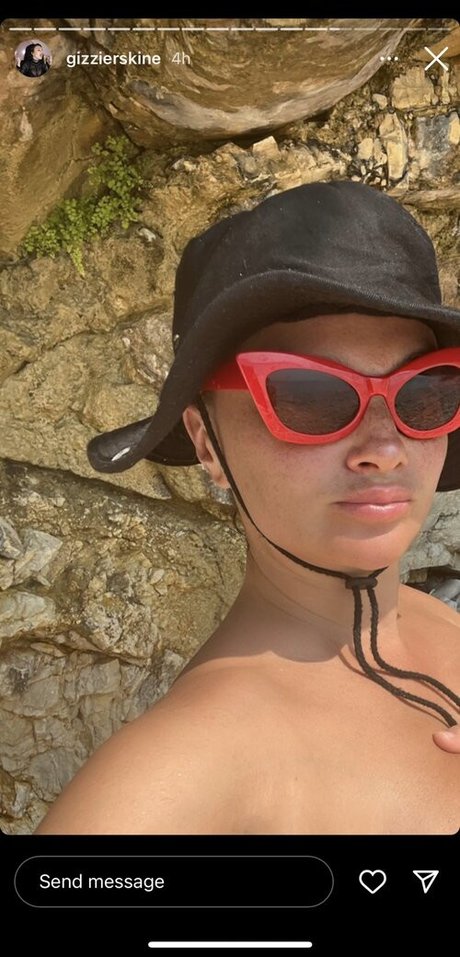 Gizzi Erskine hübsche erwachsene galerien