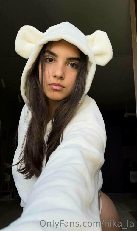 nika la nackt erotische fotos