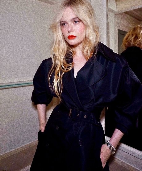 asiatische influencer-onlyfans kunst top bilder