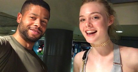 Elle Fanning sexy pornostar fotos