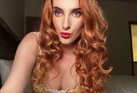 große titten bikini onlyfans heiße galerien