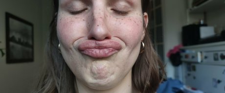 kurvige blonde onlyfans erotische pornografische bilder