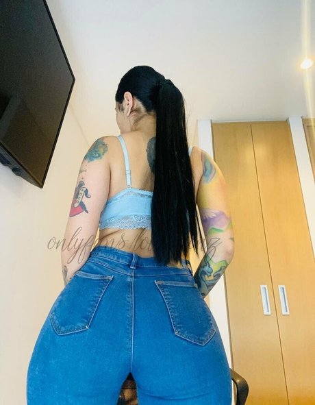 lolisaenz schöne pornostar fotos