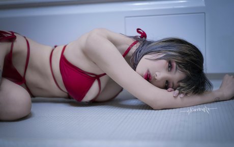 nackt-yoga-onlyfans perfekte nackt bild