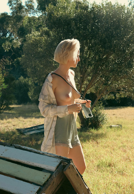 alexandrathorn erwachsene nackten archiv