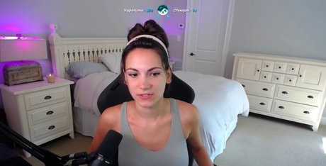 brünette teen onlyfans xxx schöne bild