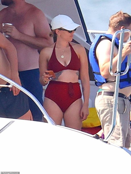 küken mit schwänzen onlyfans schöne xxx archiv