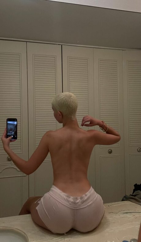 Daisy Delancey xxx pornostar foto