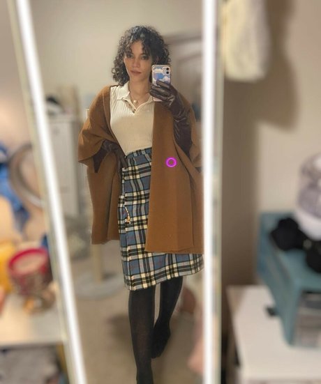 flachbrüstige onlyfans beste schöne bild