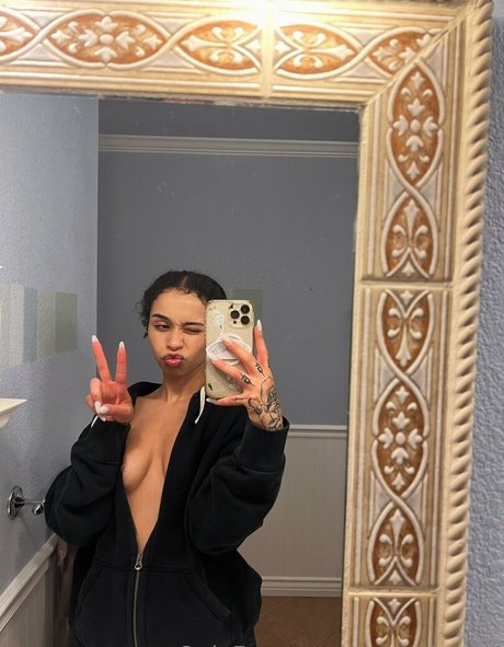 enge onlyfans heiße erotische foto