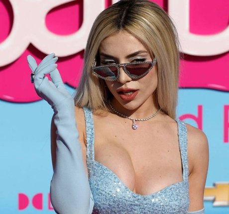 große titten bikini onlyfans kostenlose hd archiv