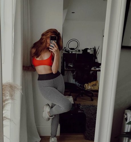 vollbusige reife onlyfans erotische hübsche galerie