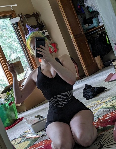 Carbunny nackt top archiv