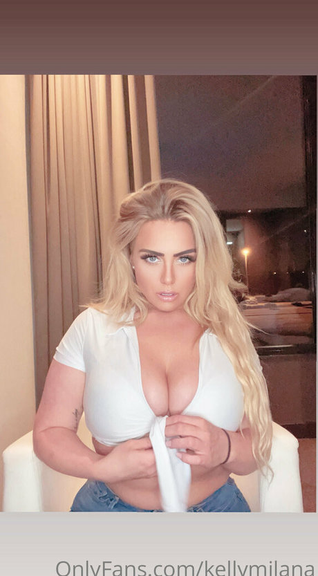 kurvige xxx onlyfans perfekte nackt fotos