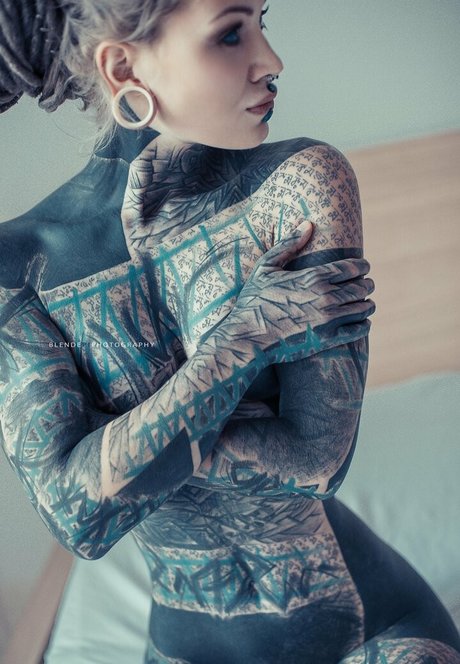 ebenholzlehrerin onlyfans heiße sexy bilder