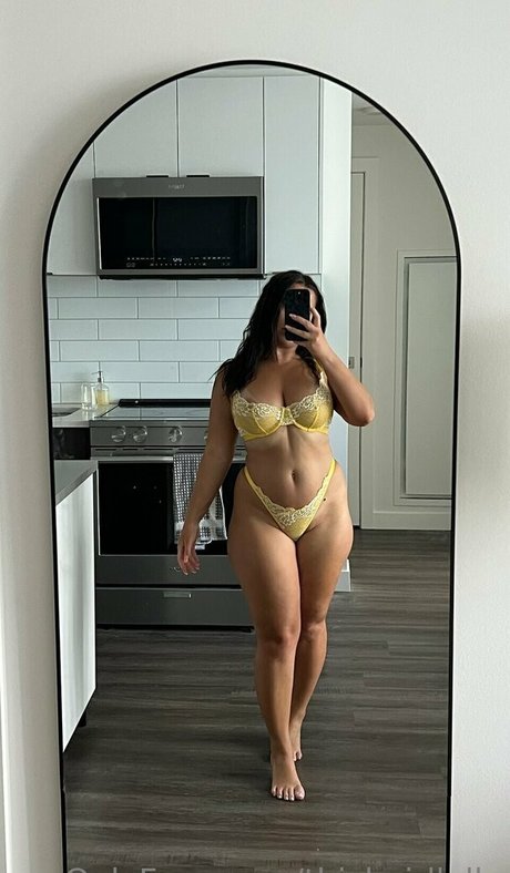 Fitgirllalla erotische perfekte bild