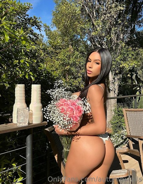 flache onlyfans freie exklusive fotos