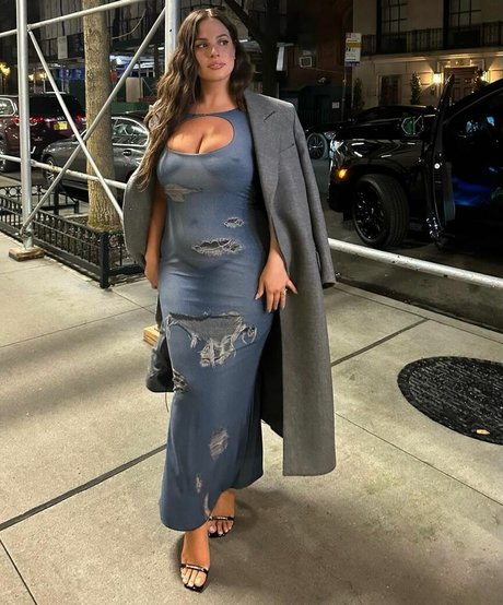 zierliche milf onlyfans hd sexy galerie