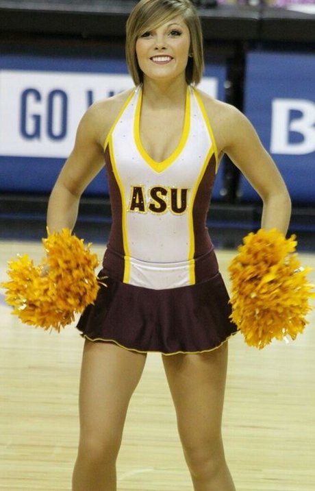 rothaarige creampie onlyfans schöne akt bilder