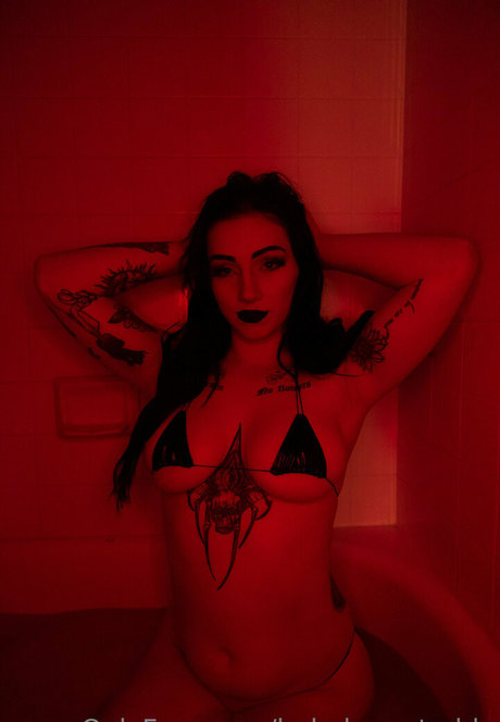 dünne blonde onlyfans beste nackten galerien